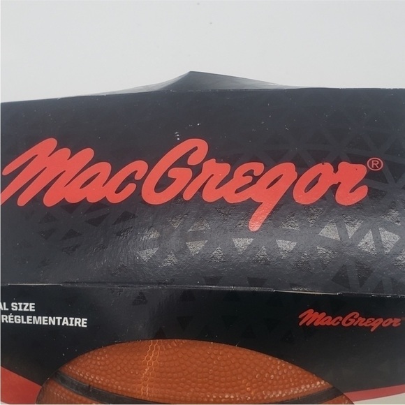 MacGregor 40-96100BX Official Rubber Basketball Size 7 for 8 Years and Up - Picture 2 of 3